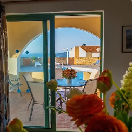 Villa Jokasta & Erato Hania Room photo
